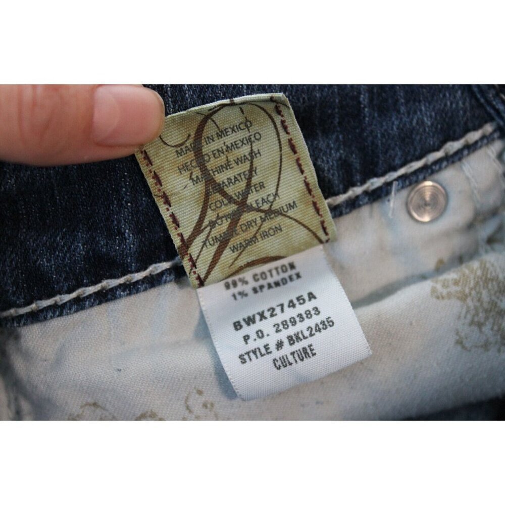 Buckle BKE Capri 25 Denim Stretch Culture Western Rodeo Embroidered Festival - Picture 16 of 16